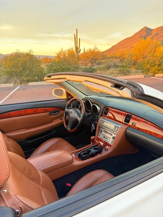 2004 Lexus SC430 - Image 6 of 7