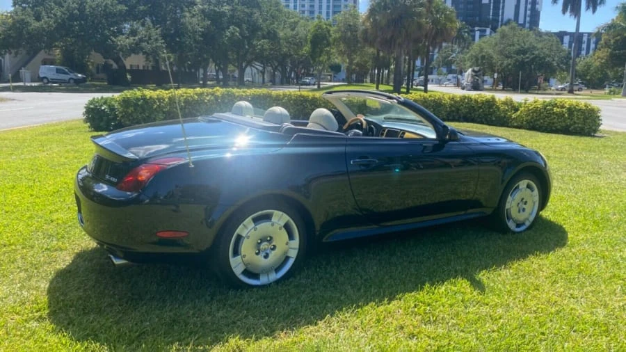 2004 Lexus SC430 - Image 3 of 13