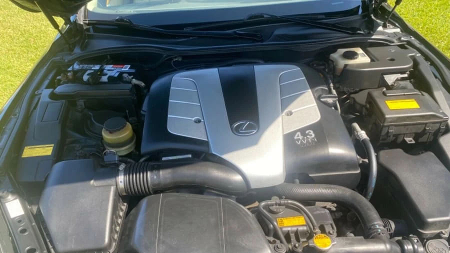 2004 Lexus SC430 - Image 7 of 13