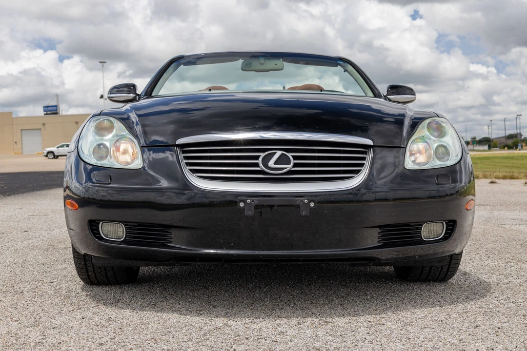 2004 Lexus SC430 - Image 3 of 31