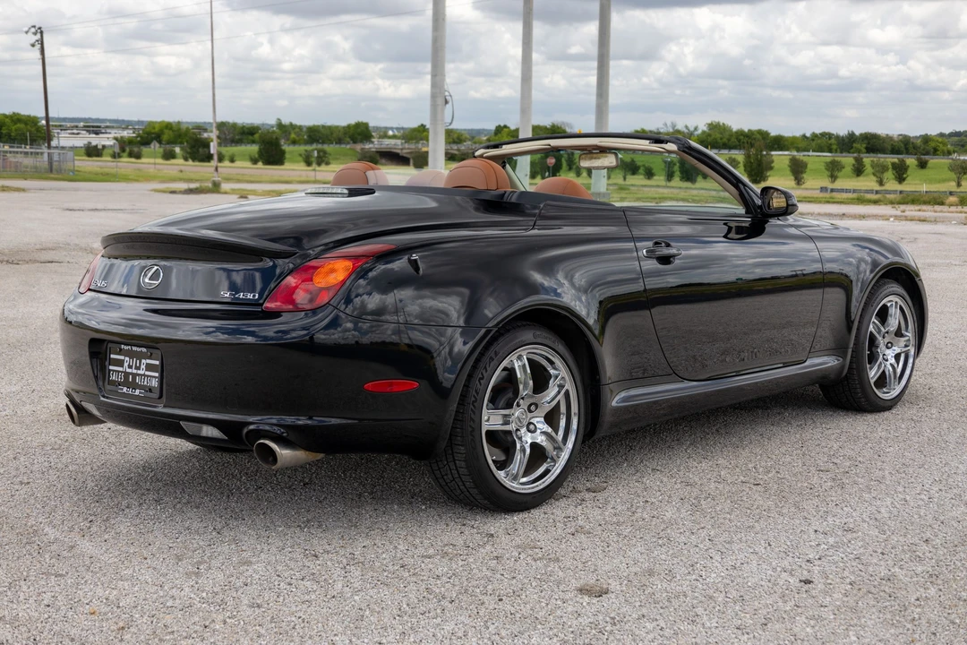 2004 Lexus SC430 - Image 8 of 31