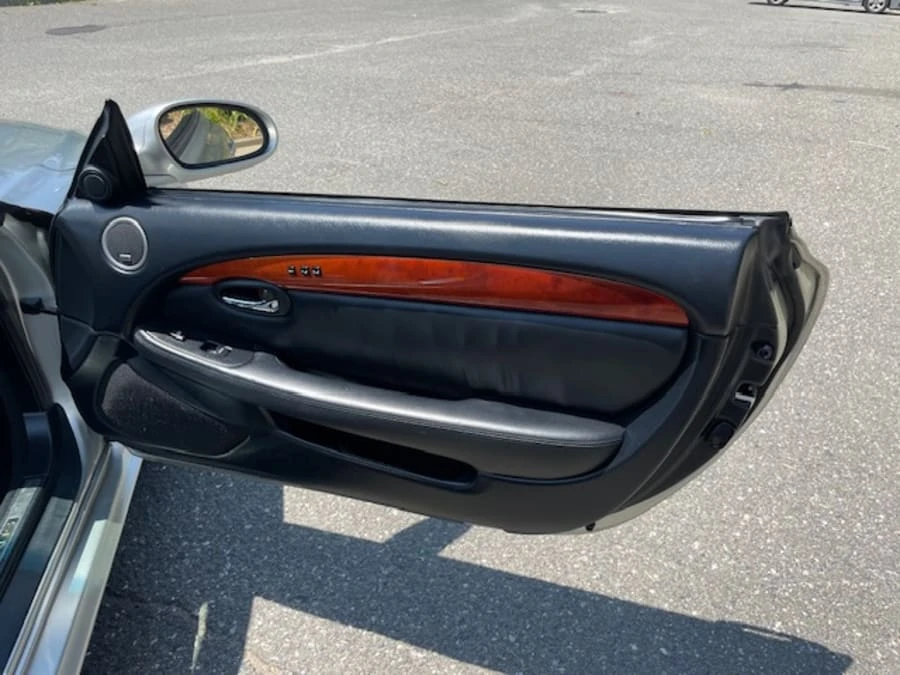 2004 Lexus SC430 - Image 18 of 25