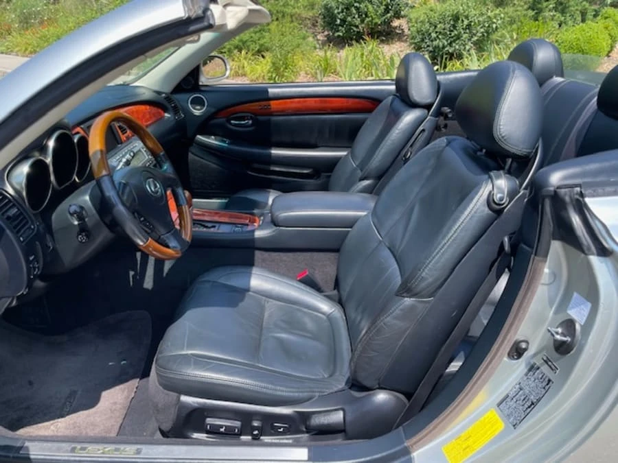 2004 Lexus SC430 - Image 21 of 25