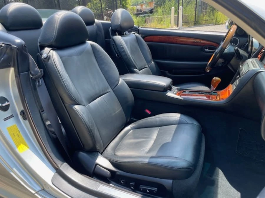 2004 Lexus SC430 - Image 22 of 25