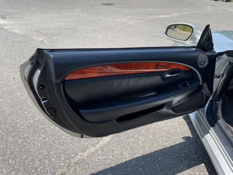 2004 Lexus SC430 - Image 24 of 25