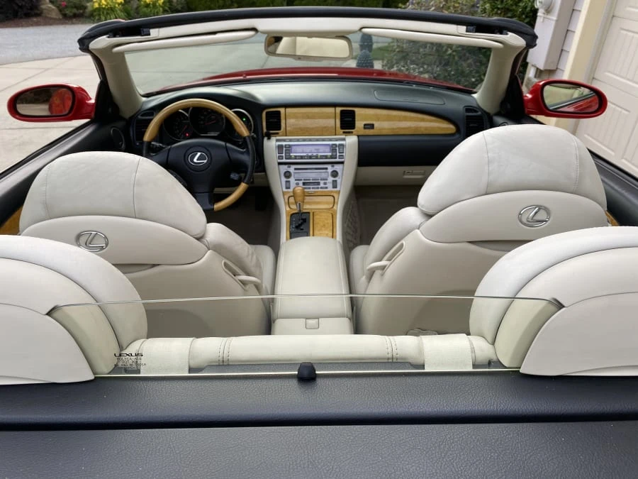 2004 Lexus SC430 - Image 4 of 8