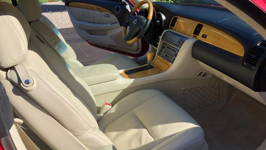 2004 Lexus SC430 - Image 8 of 17