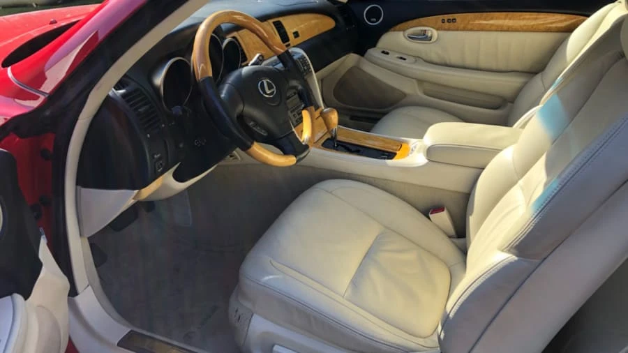 2004 Lexus SC430 - Image 3 of 17
