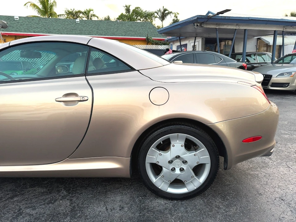 2004 Lexus SC430 - Image 13 of 21