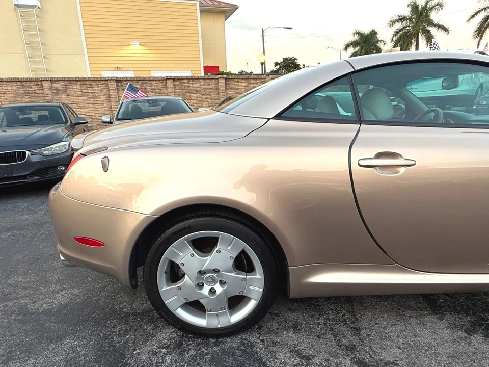 2004 Lexus SC430 - Image 16 of 21