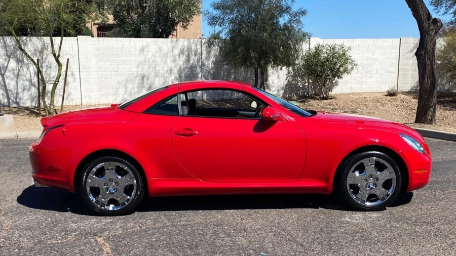 2004 Lexus SC430 - Image 2 of 10