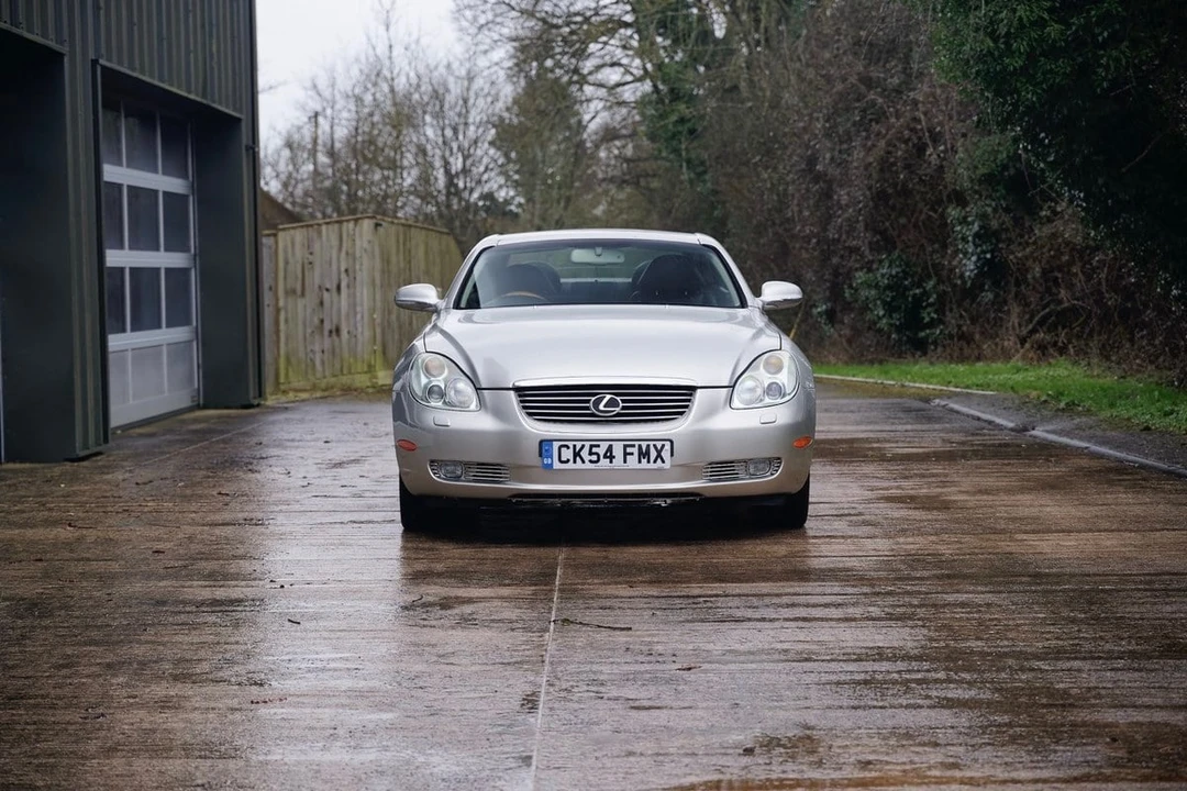 2004 Lexus SC430 - Image 5 of 30