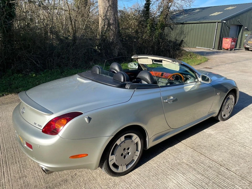 2004 Lexus SC430 - Image 4 of 30