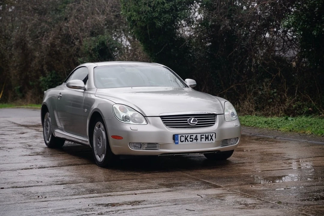 2004 Lexus SC430 - Image 9 of 30