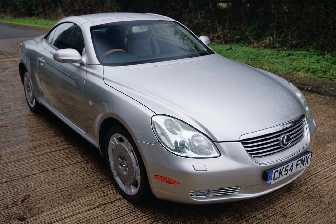 2004 Lexus SC430 - Image 17 of 30