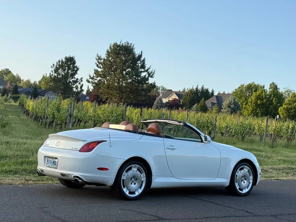 2004 Lexus SC430 - Image 9 of 18