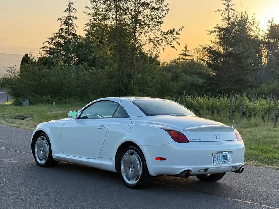 2004 Lexus SC430 - Image 13 of 18