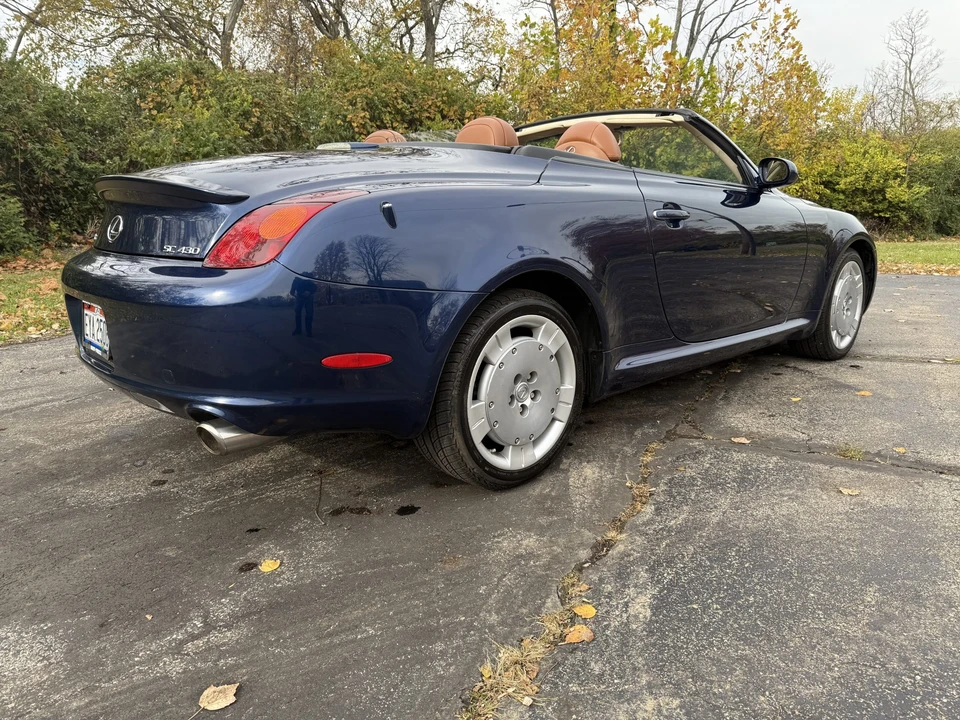 2004 Lexus SC430 - Image 11 of 31