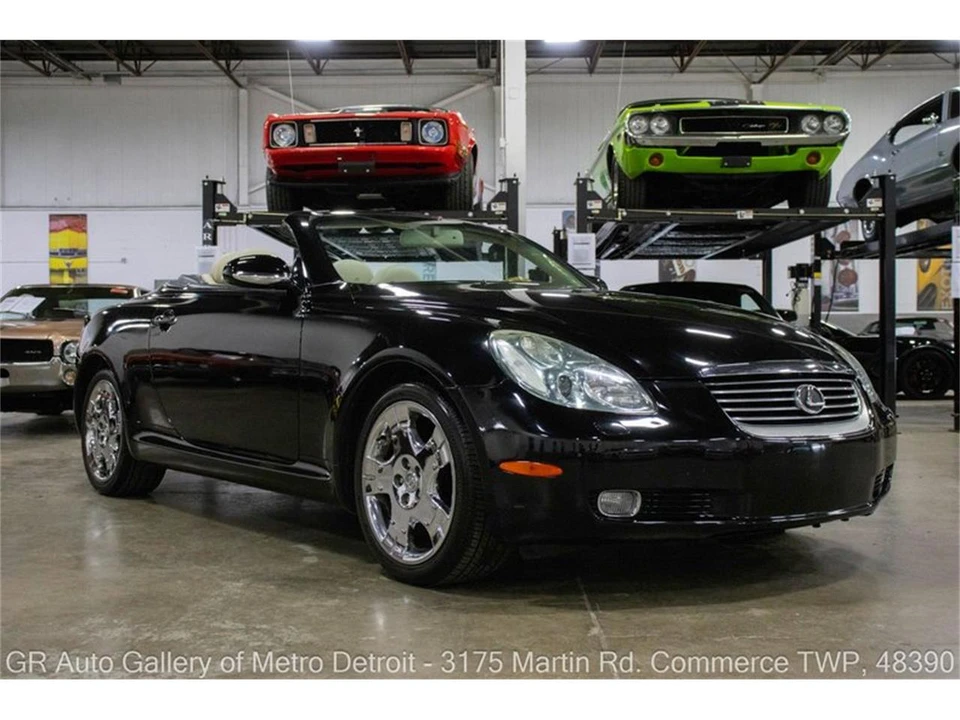 2004 Lexus SC430 - Image 11 of 31
