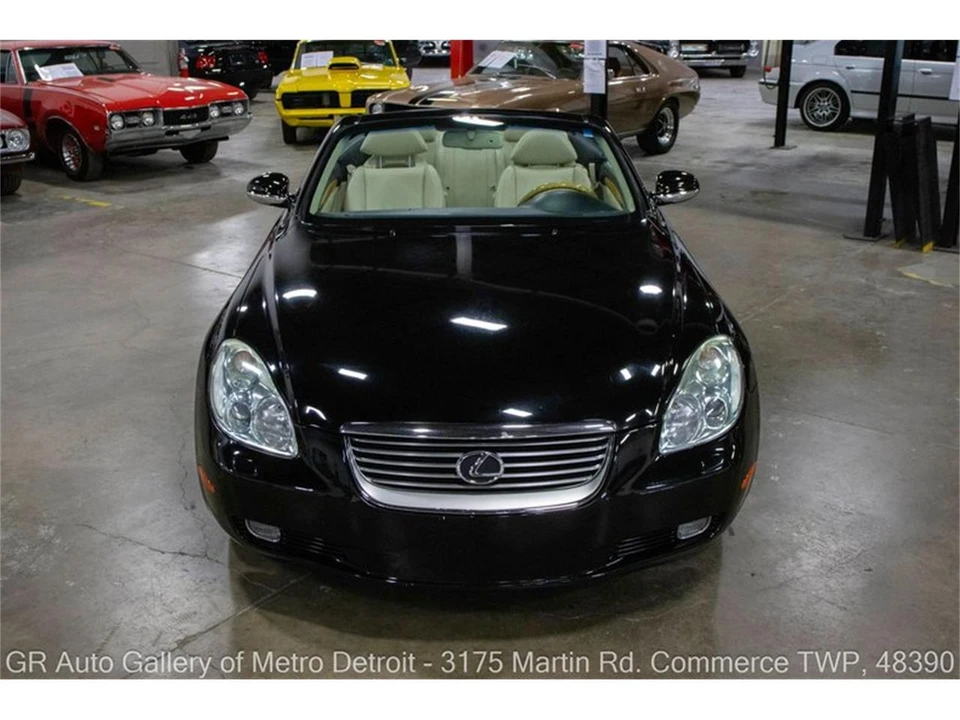 2004 Lexus SC430 - Image 12 of 31