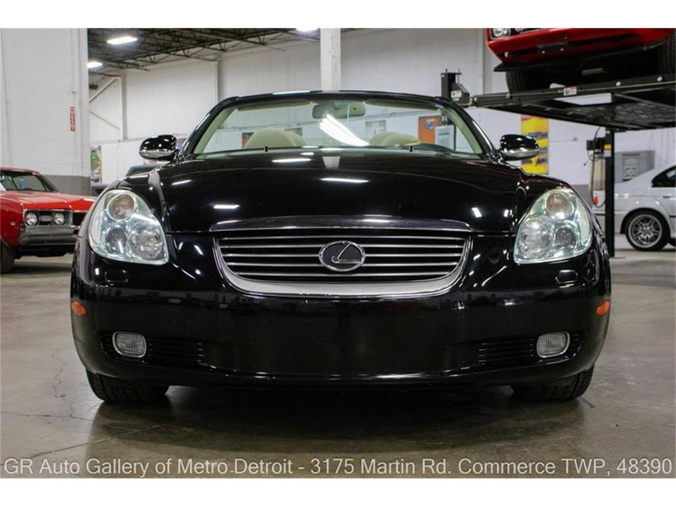 2004 Lexus SC430 - Image 13 of 31
