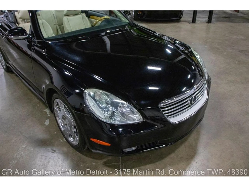 2004 Lexus SC430 - Image 14 of 31