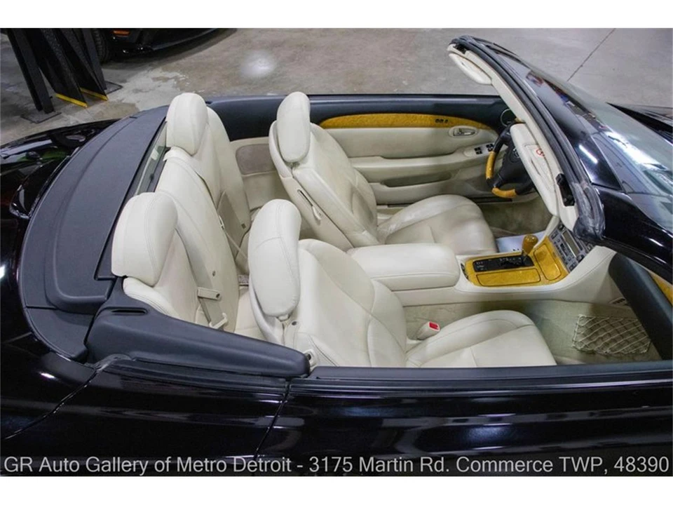 2004 Lexus SC430 - Image 15 of 31