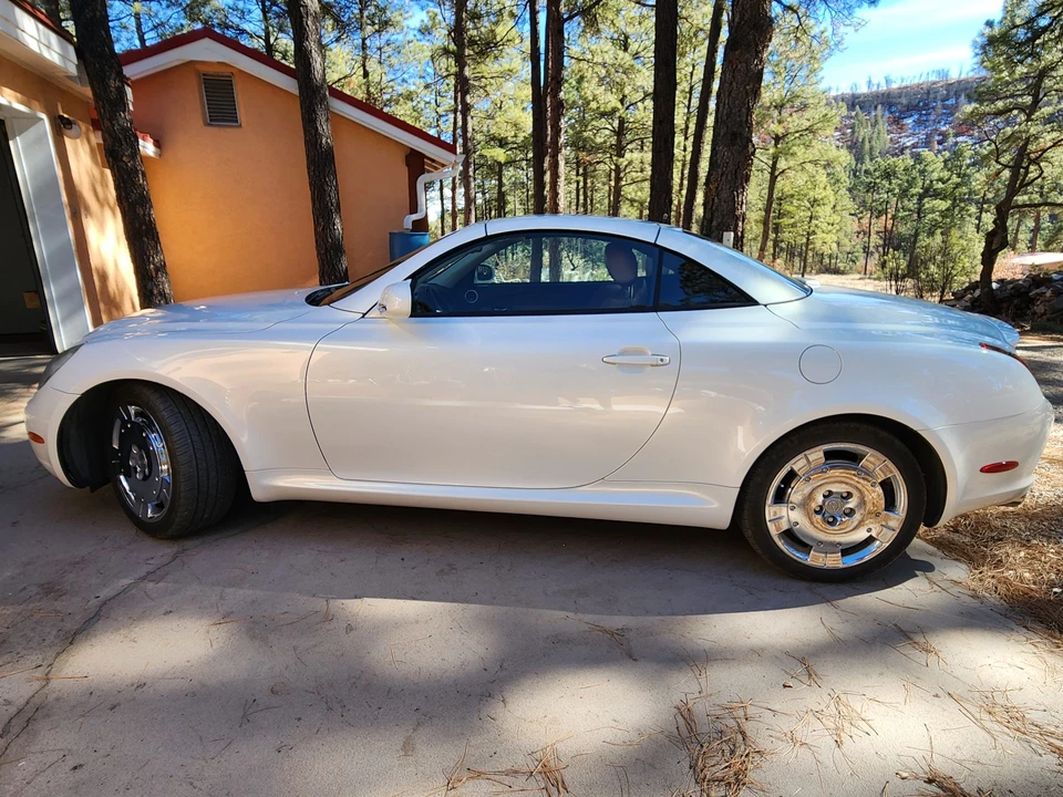 2004 Lexus SC430 - Image 10 of 31