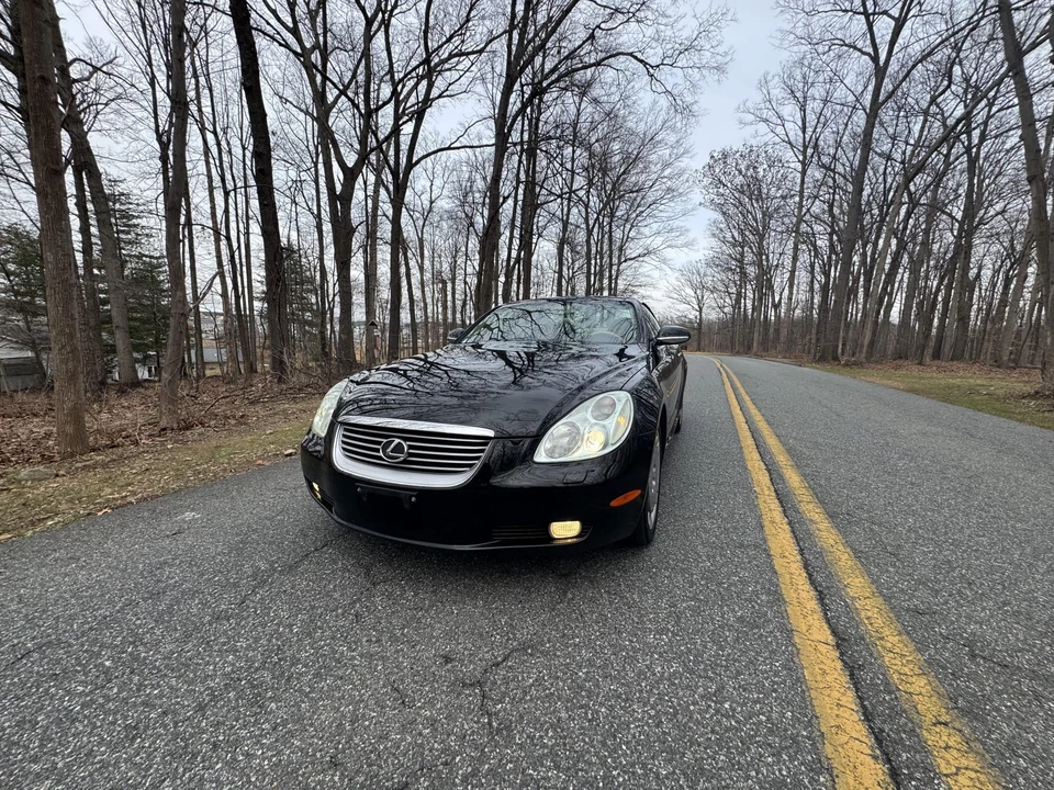 2004 Lexus SC430 - Image 2 of 31