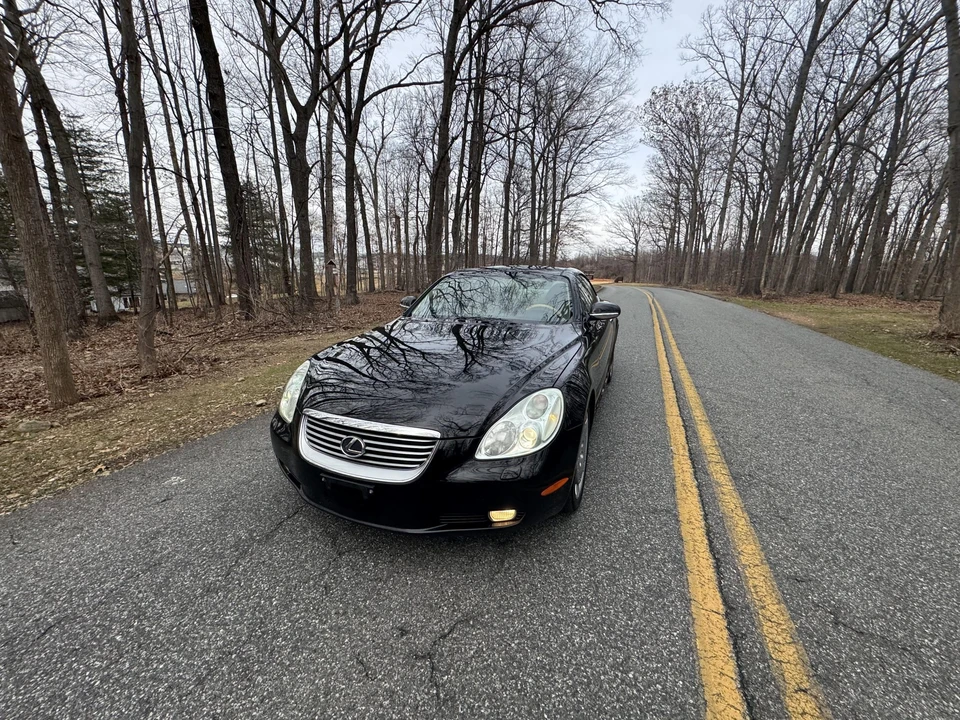 2004 Lexus SC430 - Image 4 of 31