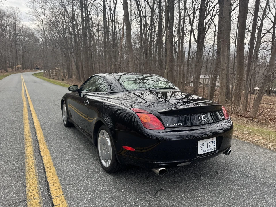 2004 Lexus SC430 - Image 19 of 31