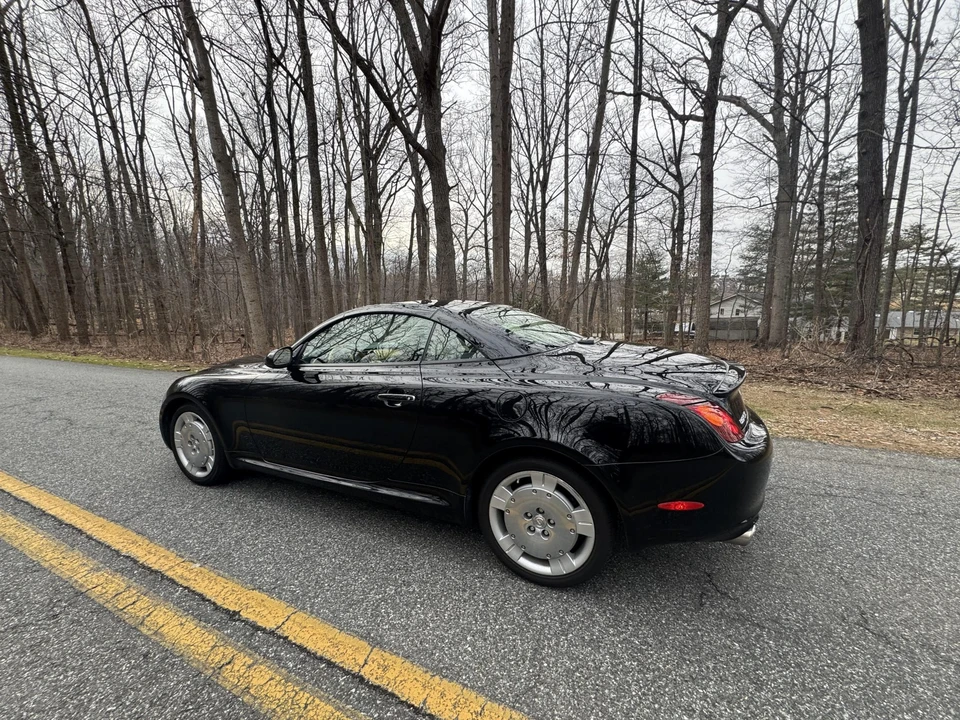 2004 Lexus SC430 - Image 16 of 31