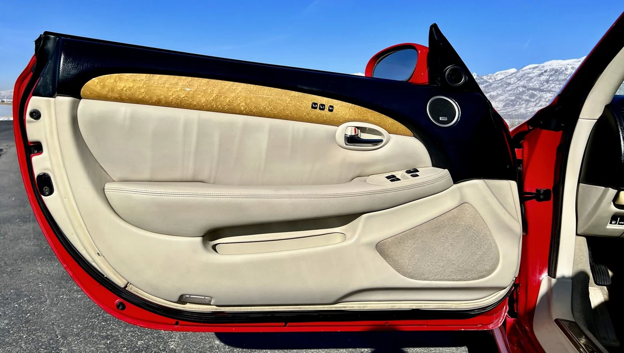 2004 Lexus SC430 - Image 31 of 31