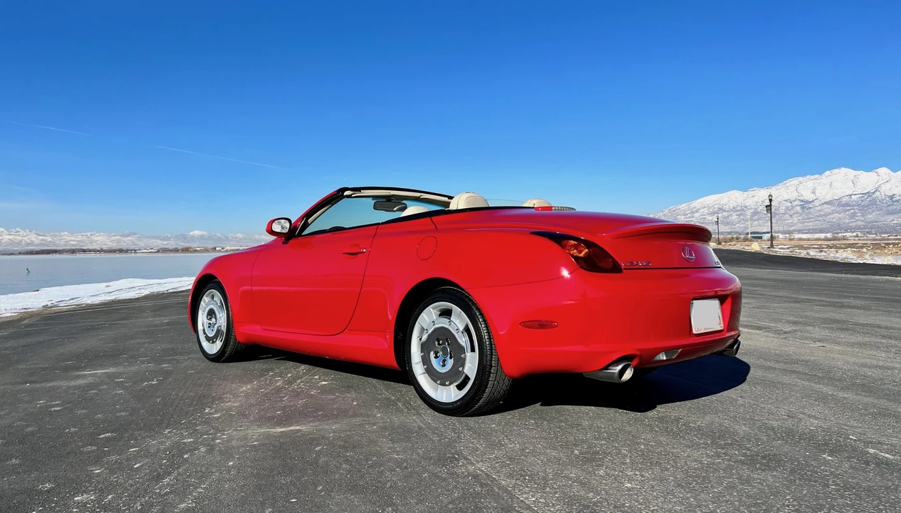 2004 Lexus SC430 - Image 10 of 31
