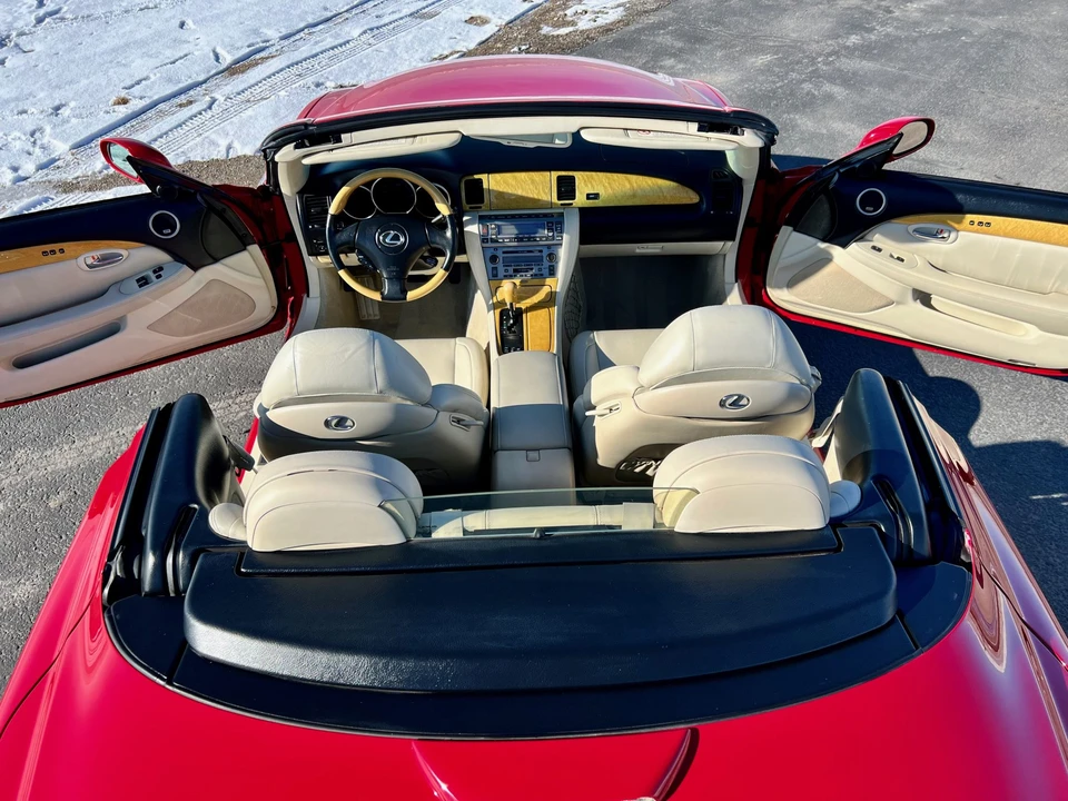 2004 Lexus SC430 - Image 28 of 31
