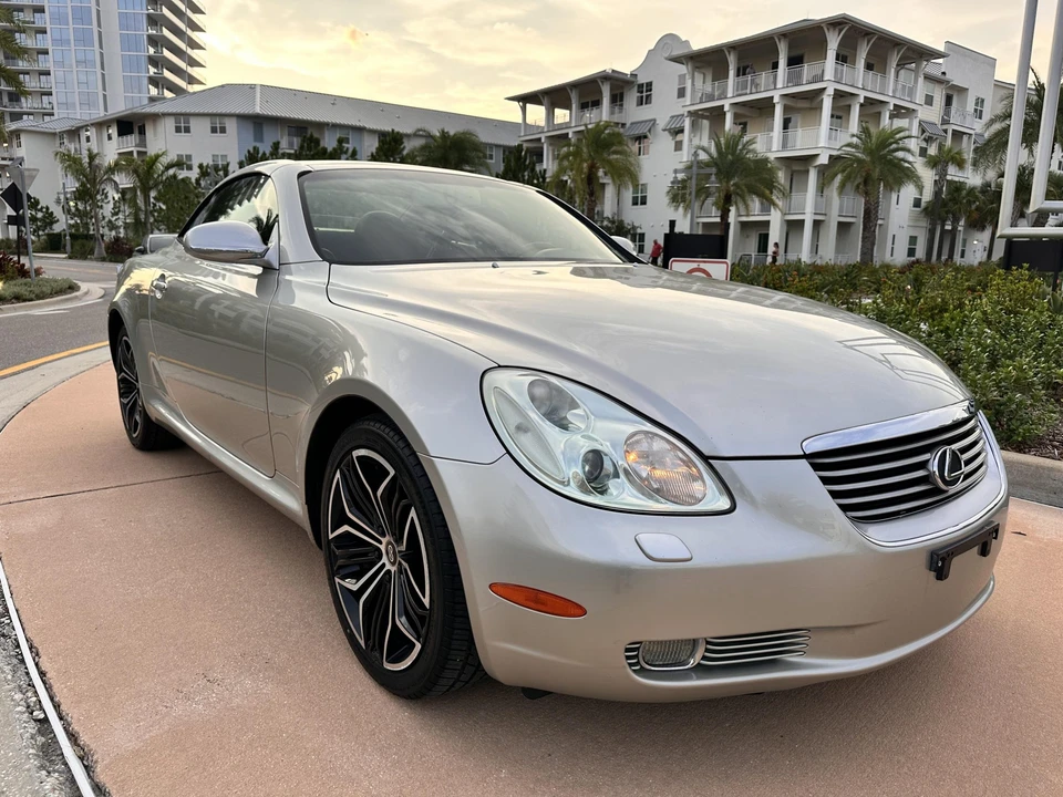 2004 Lexus SC430 - Image 14 of 31