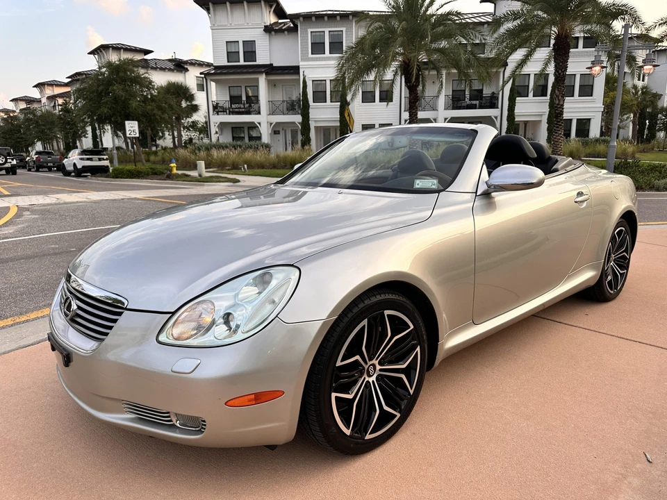 2004 Lexus SC430 - Image 3 of 31