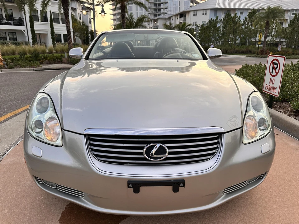 2004 Lexus SC430 - Image 5 of 31