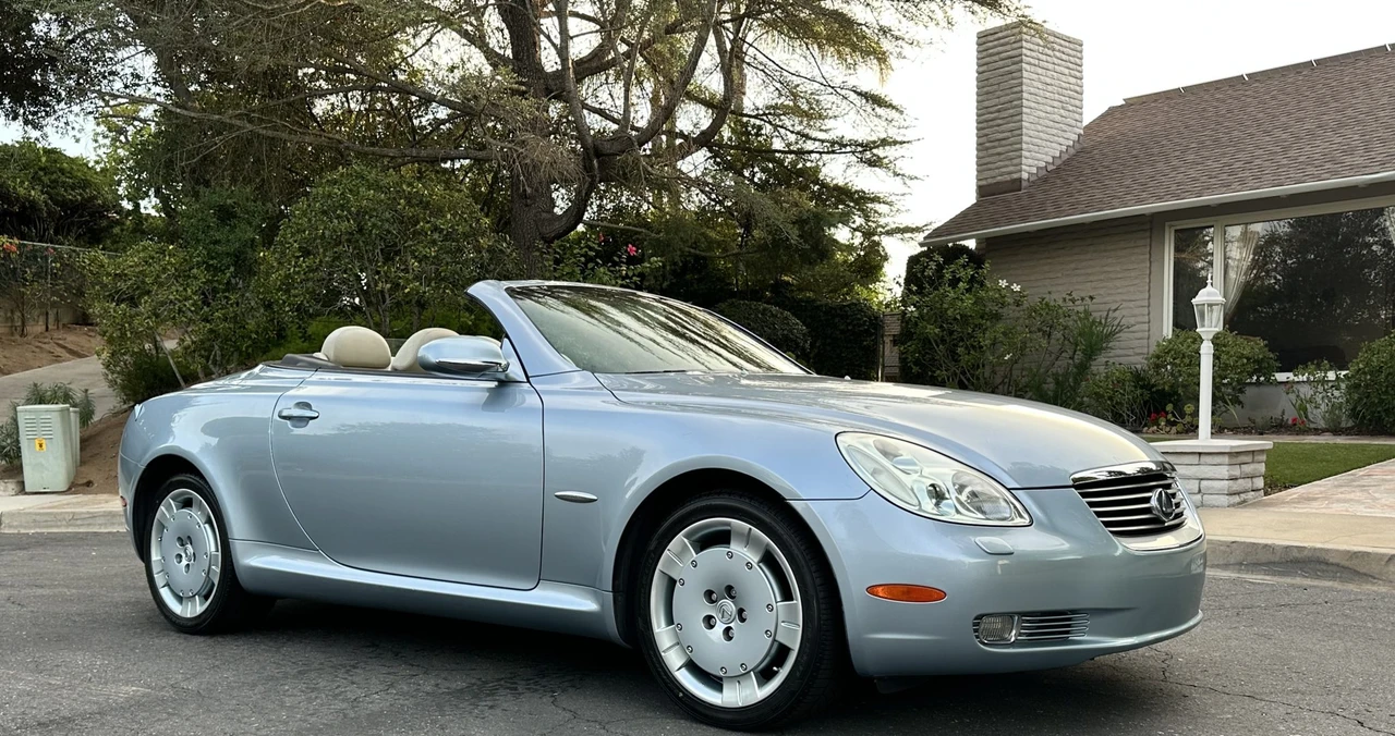 2004 Lexus SC430 - Image 30 of 31
