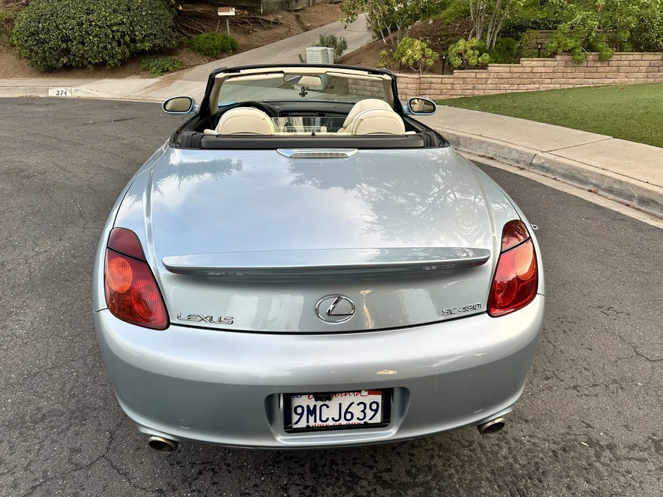 2004 Lexus SC430 - Image 14 of 31