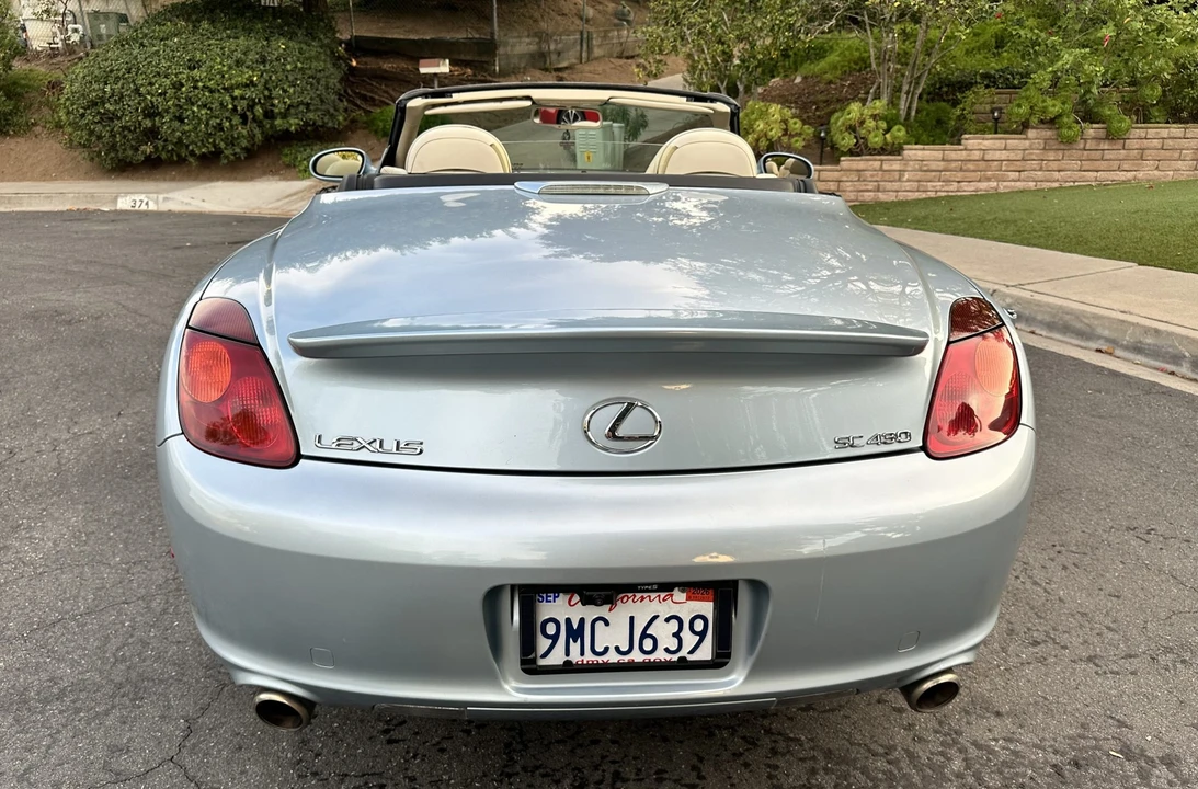 2004 Lexus SC430 - Image 13 of 31