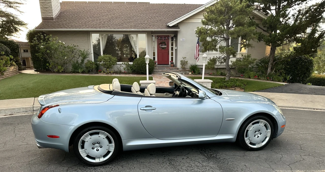 2004 Lexus SC430 - Image 26 of 31