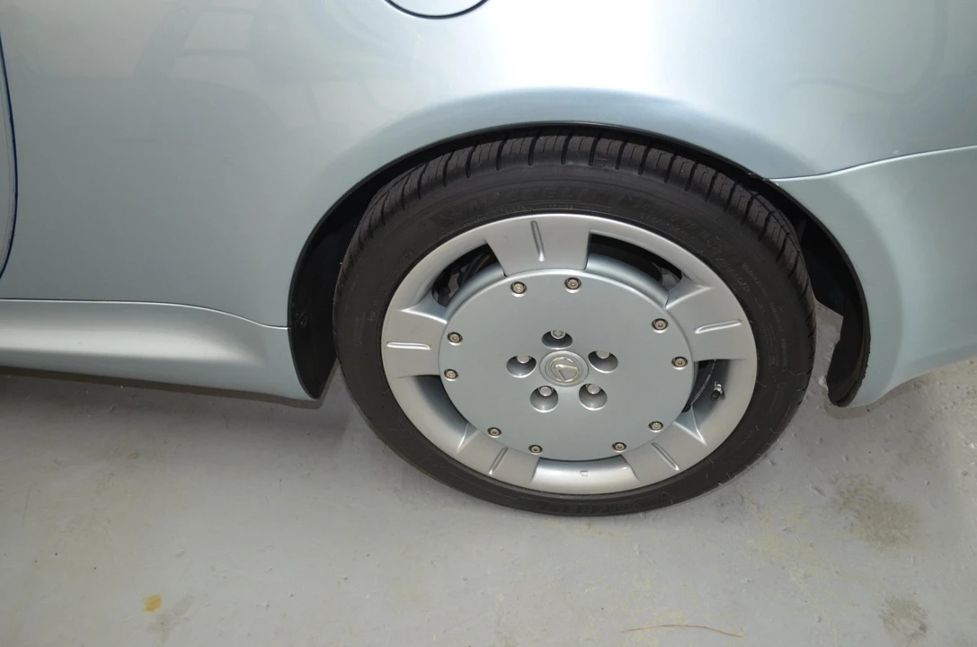 2004 Lexus SC430 - Image 17 of 31