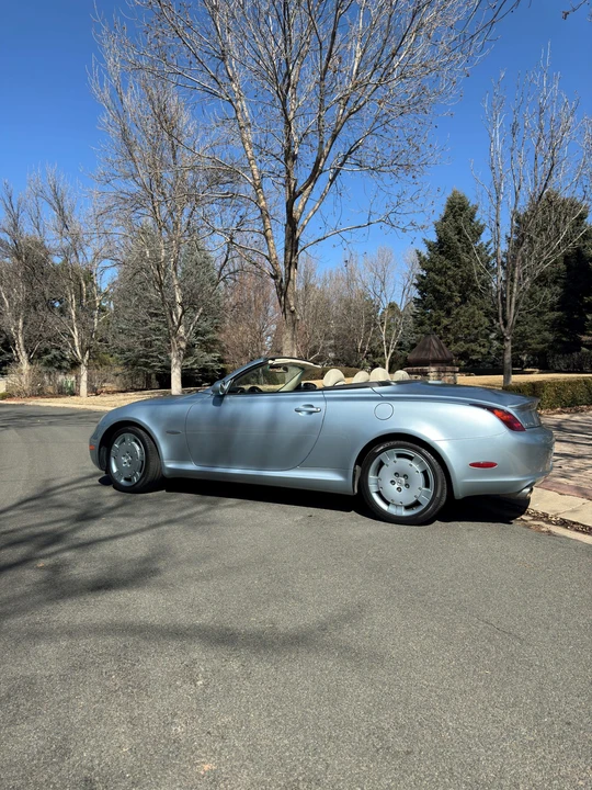2004 Lexus SC430 - Image 4 of 31