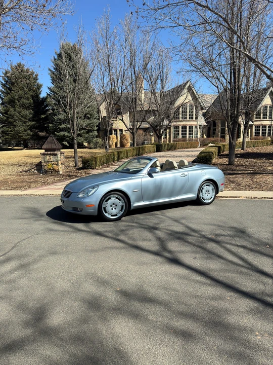 2004 Lexus SC430 - Image 3 of 31