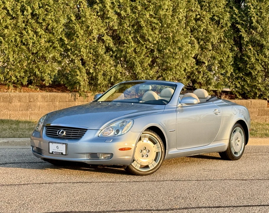 2004 Lexus SC430 - Image 4 of 31