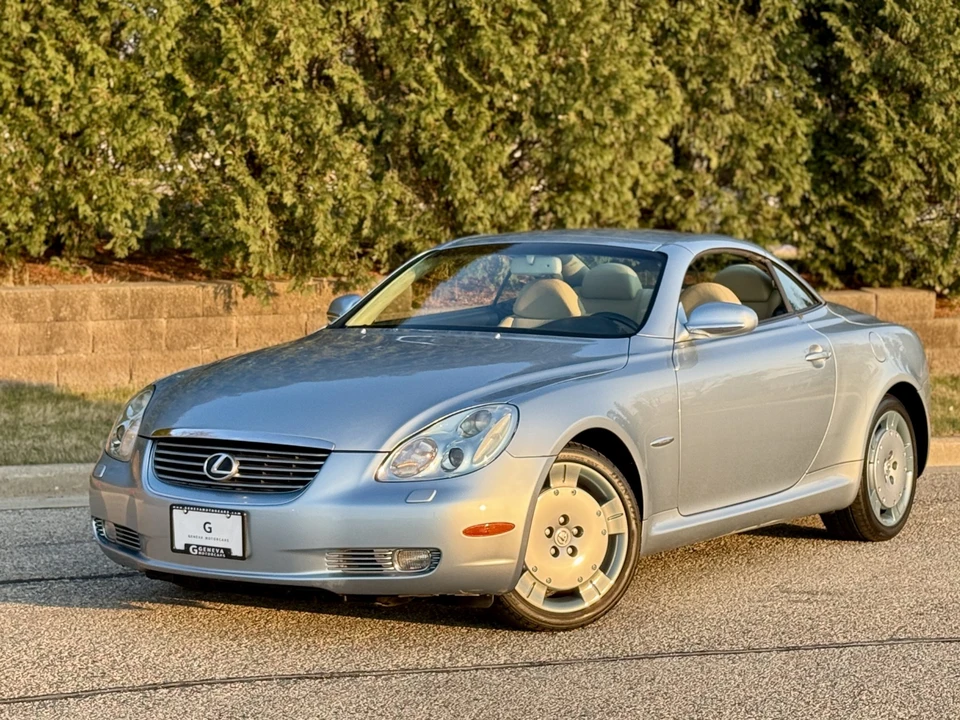 2004 Lexus SC430 - Image 2 of 31