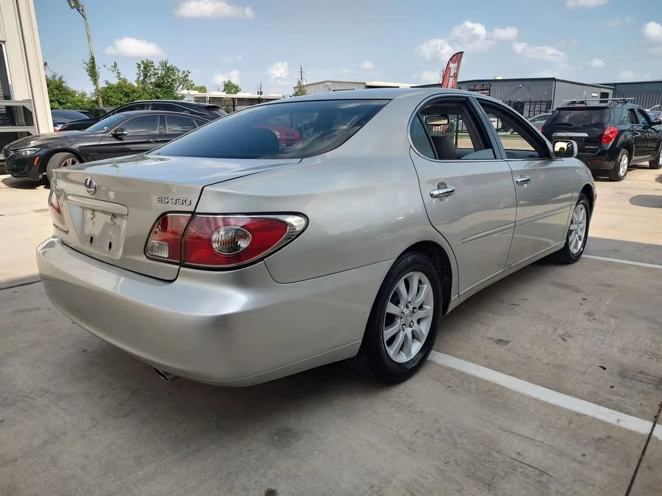 2004 Lexus ES 3rd Gen - Image 7 of 20