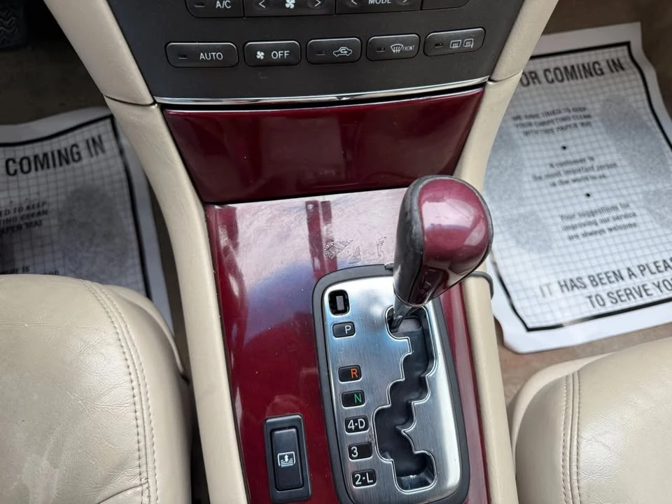 2004 Lexus ES 3rd Gen - Image 14 of 18