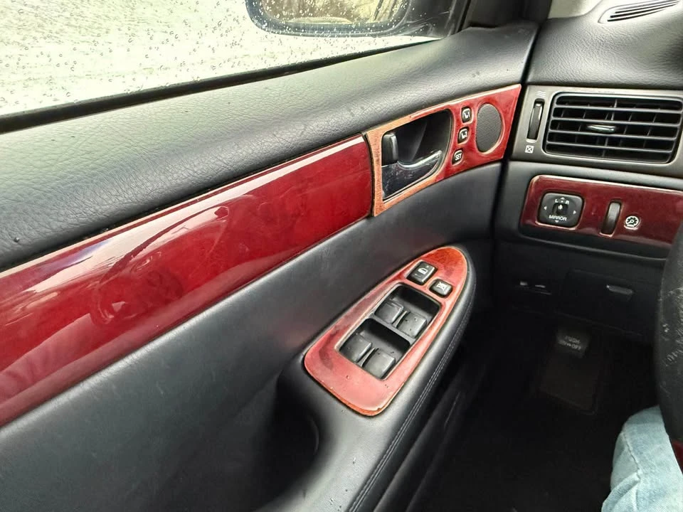 2004 Lexus ES 3rd Gen - Image 8 of 12